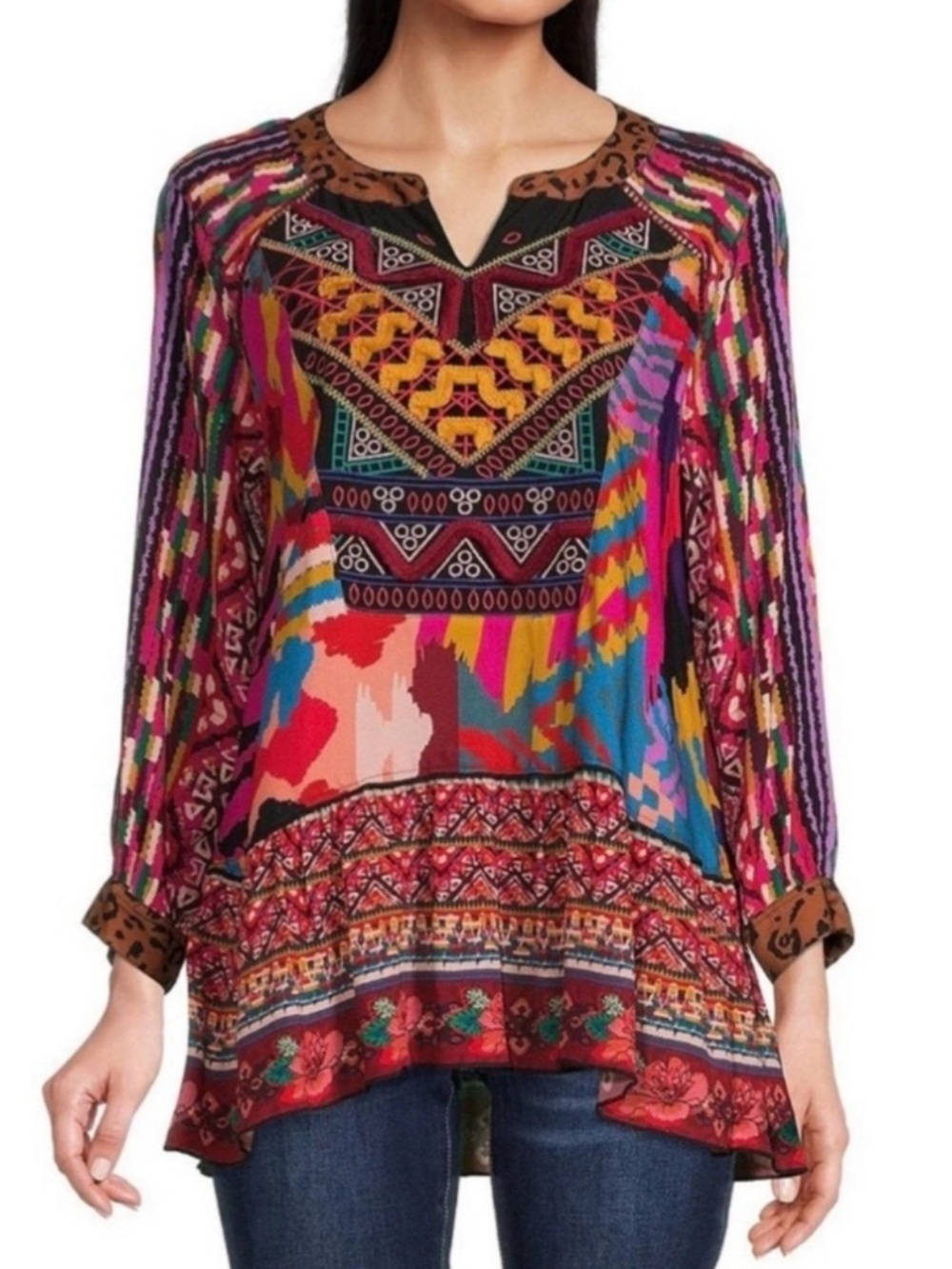 John Mark Embroidered Tunic Top Size Medium Front Split V-neck Embroidered